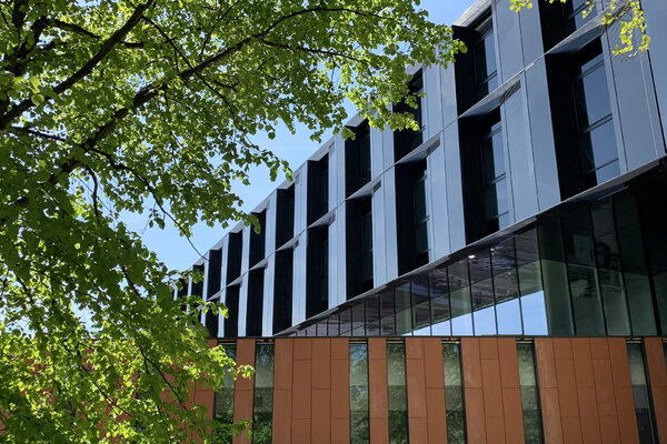 Circle Health Birmingham hospital building, design by Bryden Wood.
